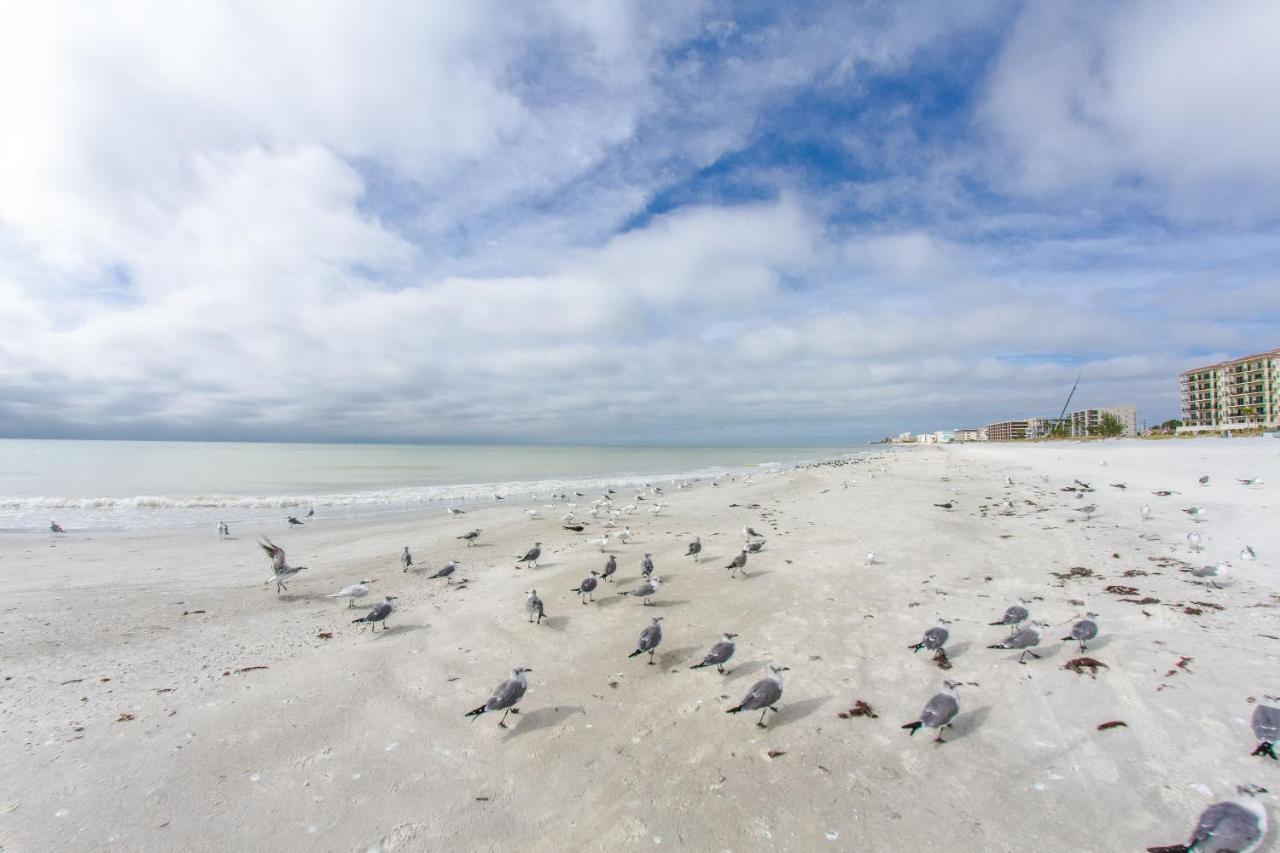 #502 Beach Place Condos - Nightly Rental St. Pete Beach Extérieur photo